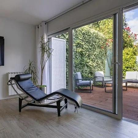 Serralves Blue House By Lovelystay ポルト