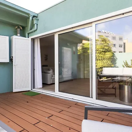 Serralves Blue House By Lovelystay