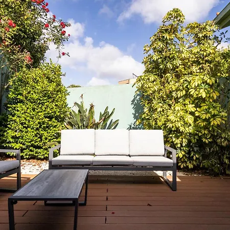 Serralves Blue House By Lovelystay *