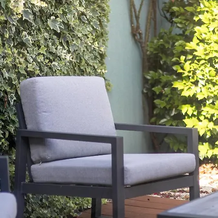 Serralves Blue House By Lovelystay *